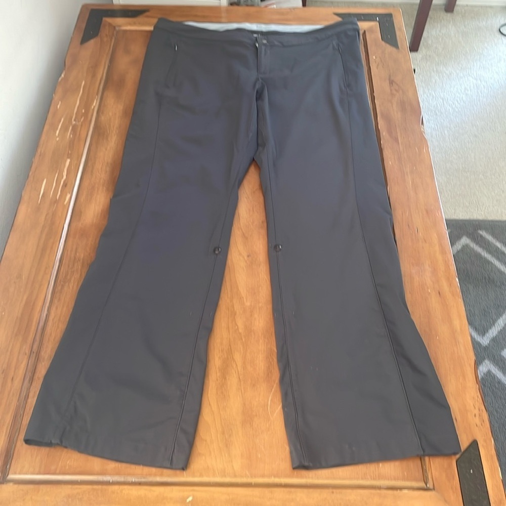 REI Roll Up Pants Size 14
